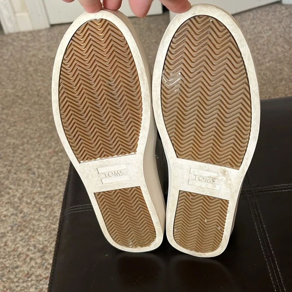 TOMS Paxton Suede Slip-on Sneakers in Vetiver Grey, Women’s Sz 8